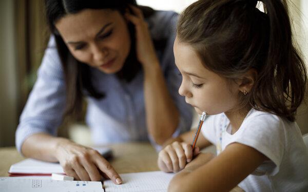 Mom and Student SLO_resz.jpg Mom and Student SLO_resz.jpg