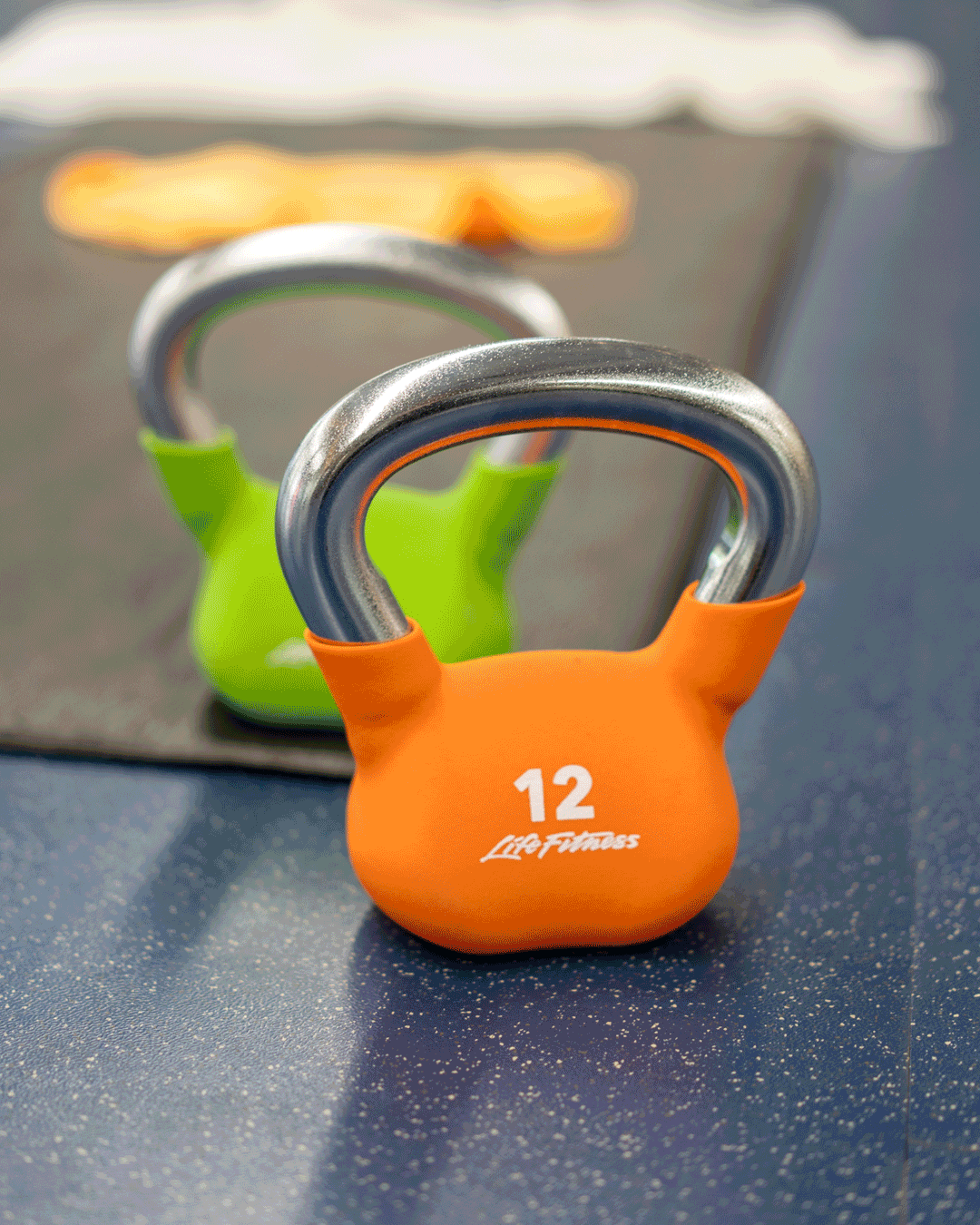 2025-GIF-BA-Kettlebell.gif