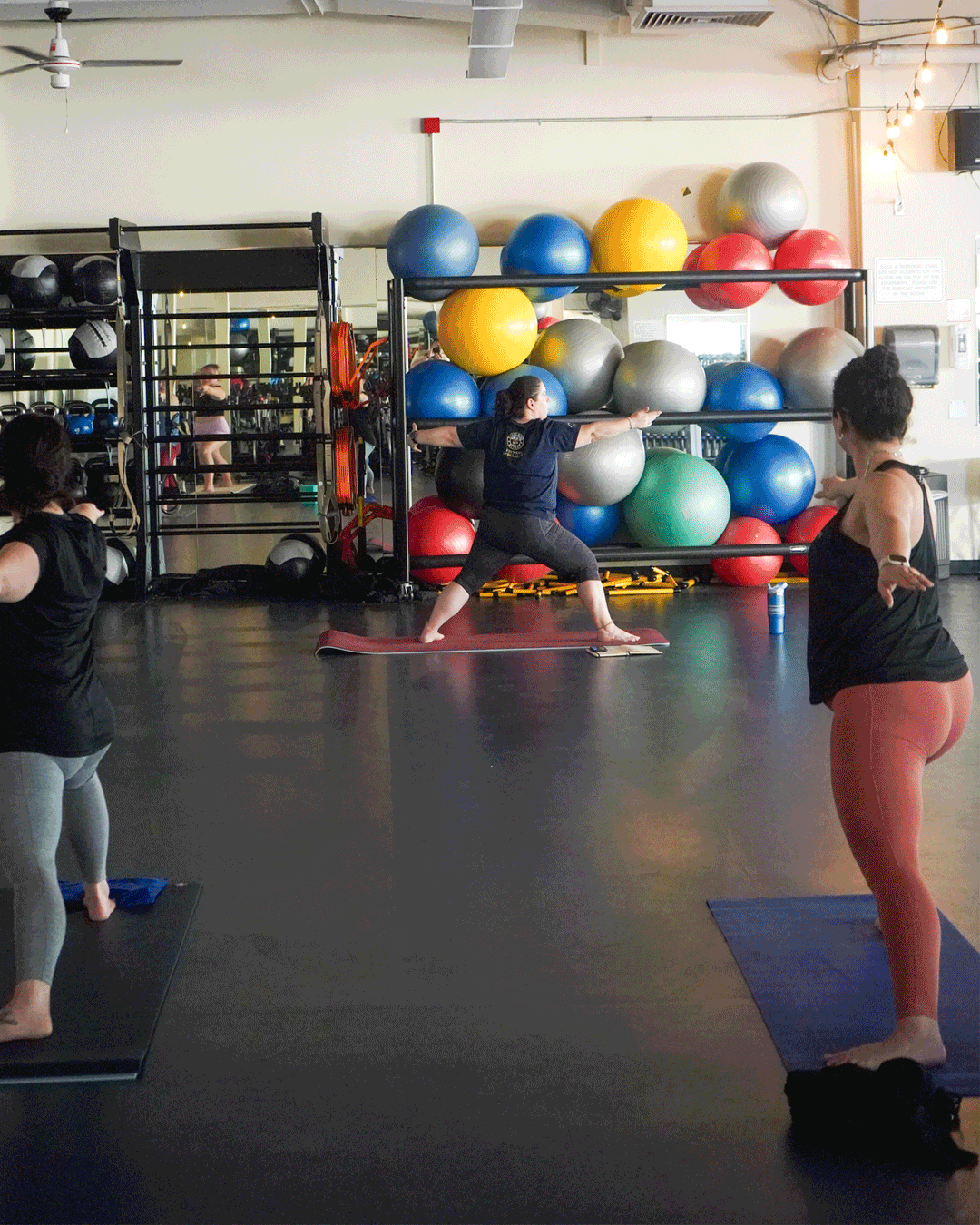 2025-GIF-BA-Yoga.gif